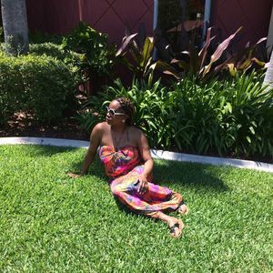 Meet your Posher, Deborah